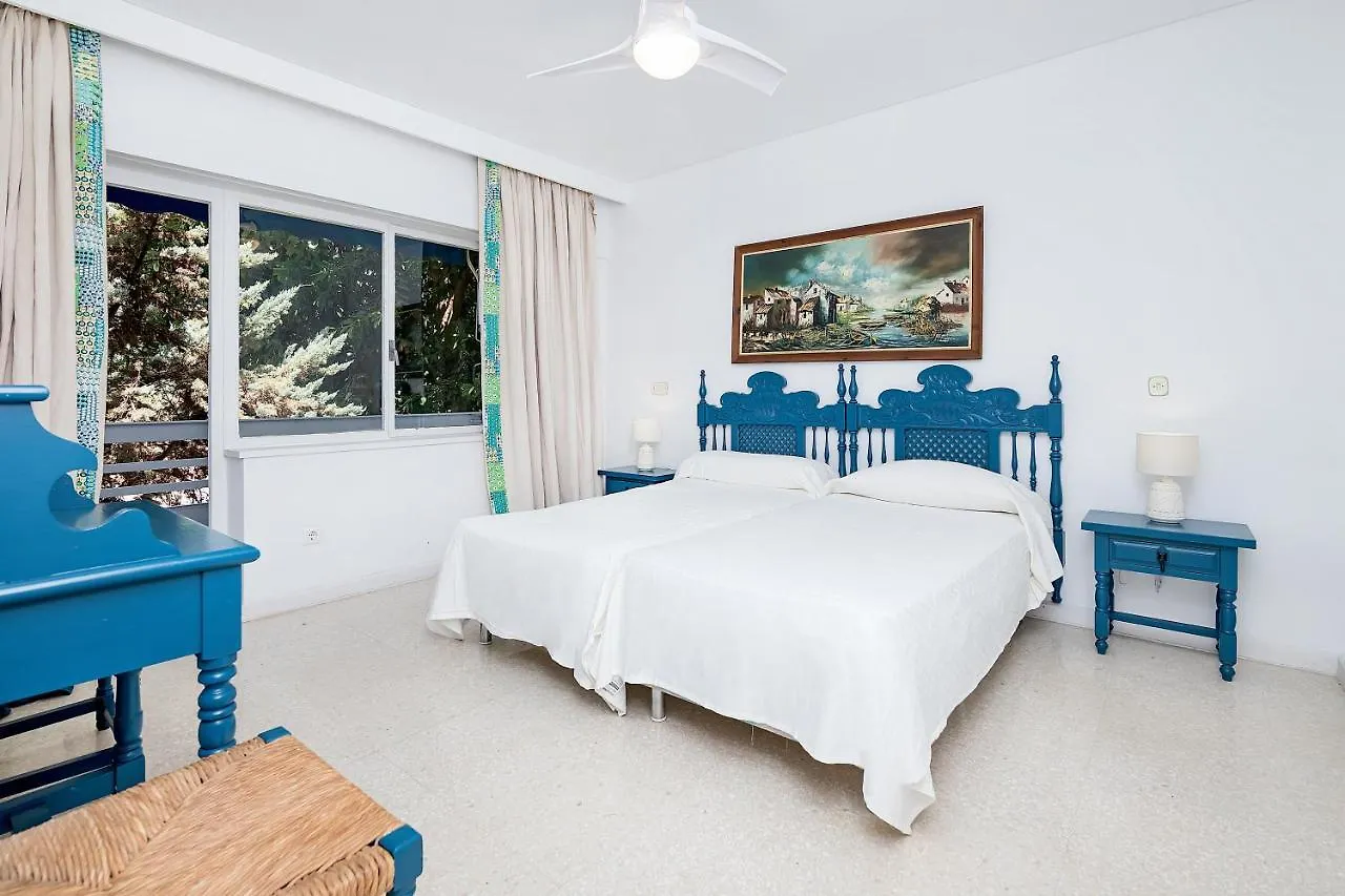Eurosol Garden&Beach Apartment トレモリノス