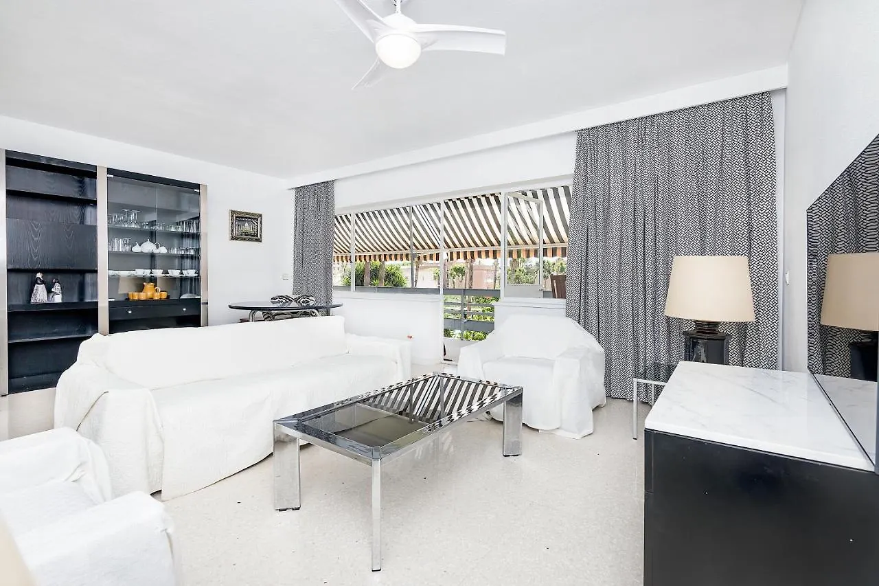 Eurosol Garden&Beach Apartment トレモリノス