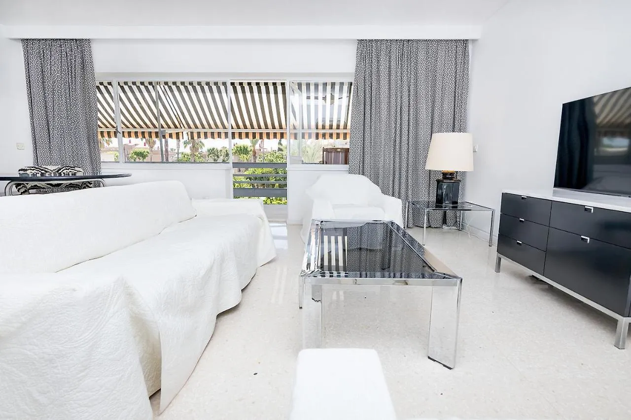 Eurosol Garden&Beach Apartment トレモリノス スペイン